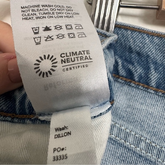 Reformation Wilder High Rise Wide Leg Cropped Light Blue Denim Jeans Size 30 - Picture 8 of 12